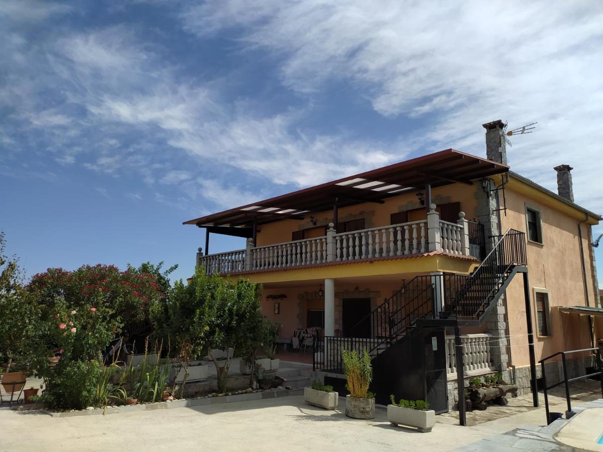 Valdefuentes de Sangusín Casa Rural Mi Descanso מראה חיצוני תמונה