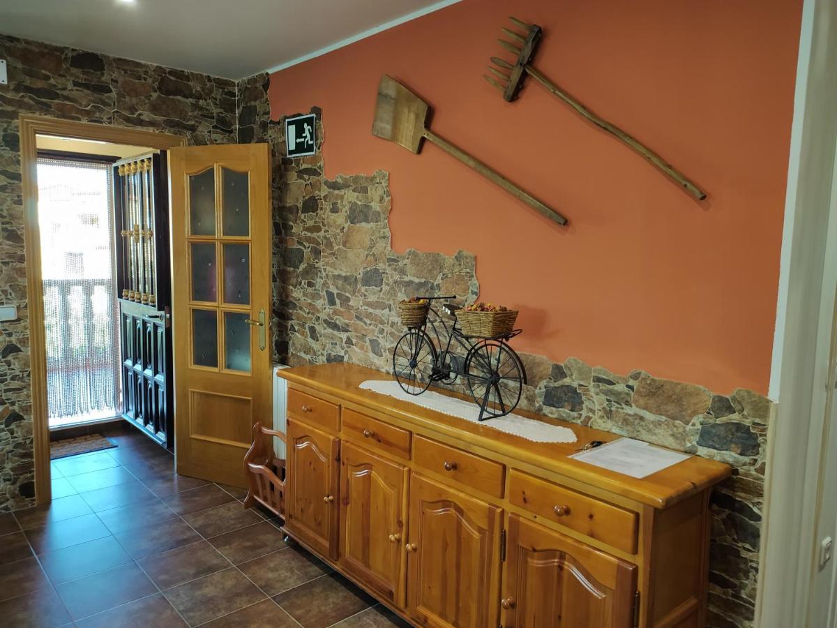 Valdefuentes de Sangusín Casa Rural Mi Descanso מראה חיצוני תמונה