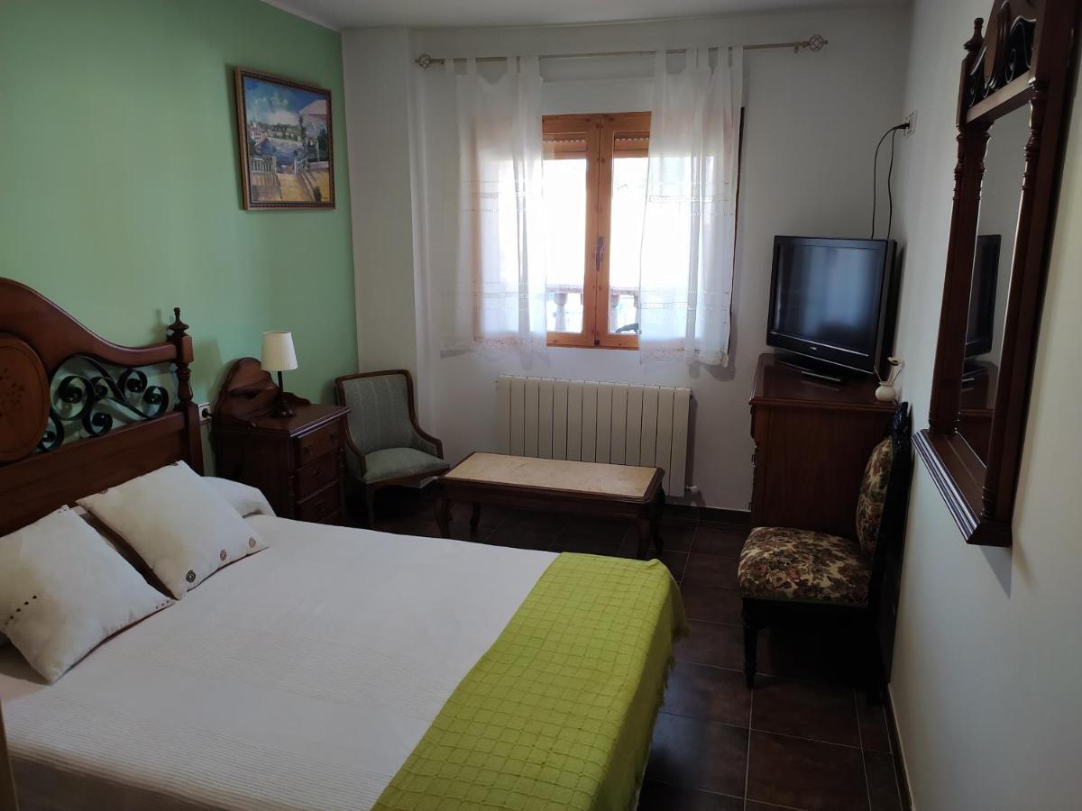 Valdefuentes de Sangusín Casa Rural Mi Descanso מראה חיצוני תמונה