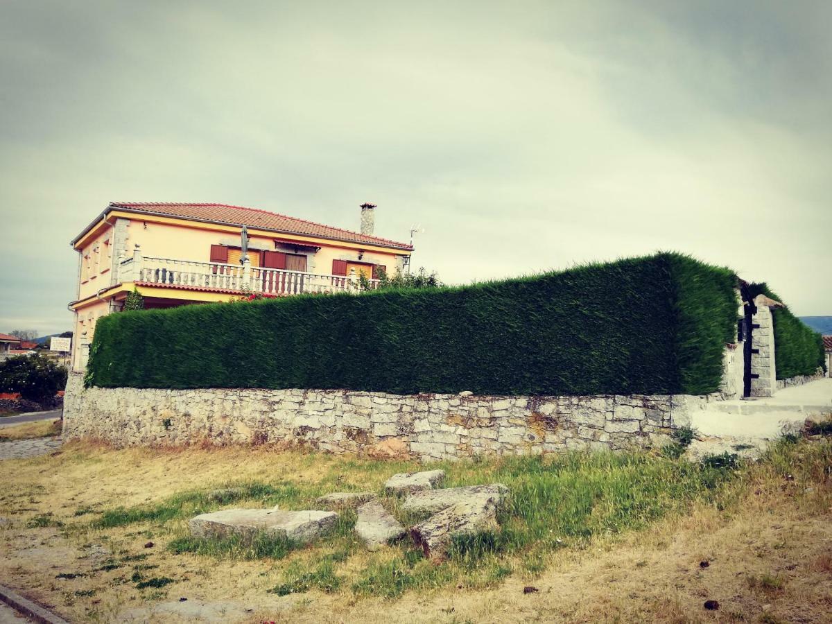 Valdefuentes de Sangusín Casa Rural Mi Descanso מראה חיצוני תמונה
